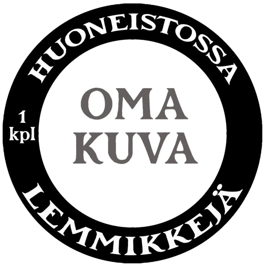 Huoneistossa lemmikkejä tarra omalla kuvalla Decopaja