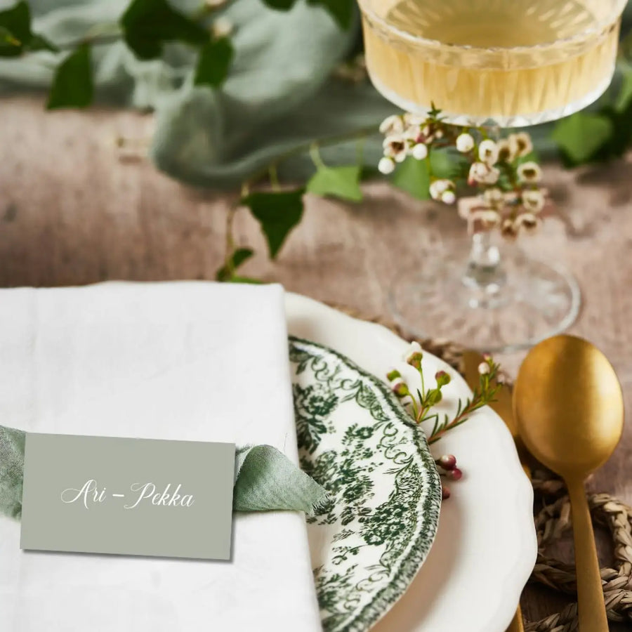 Paikkakortti häihin sage green Decopaja Decopaja.fi